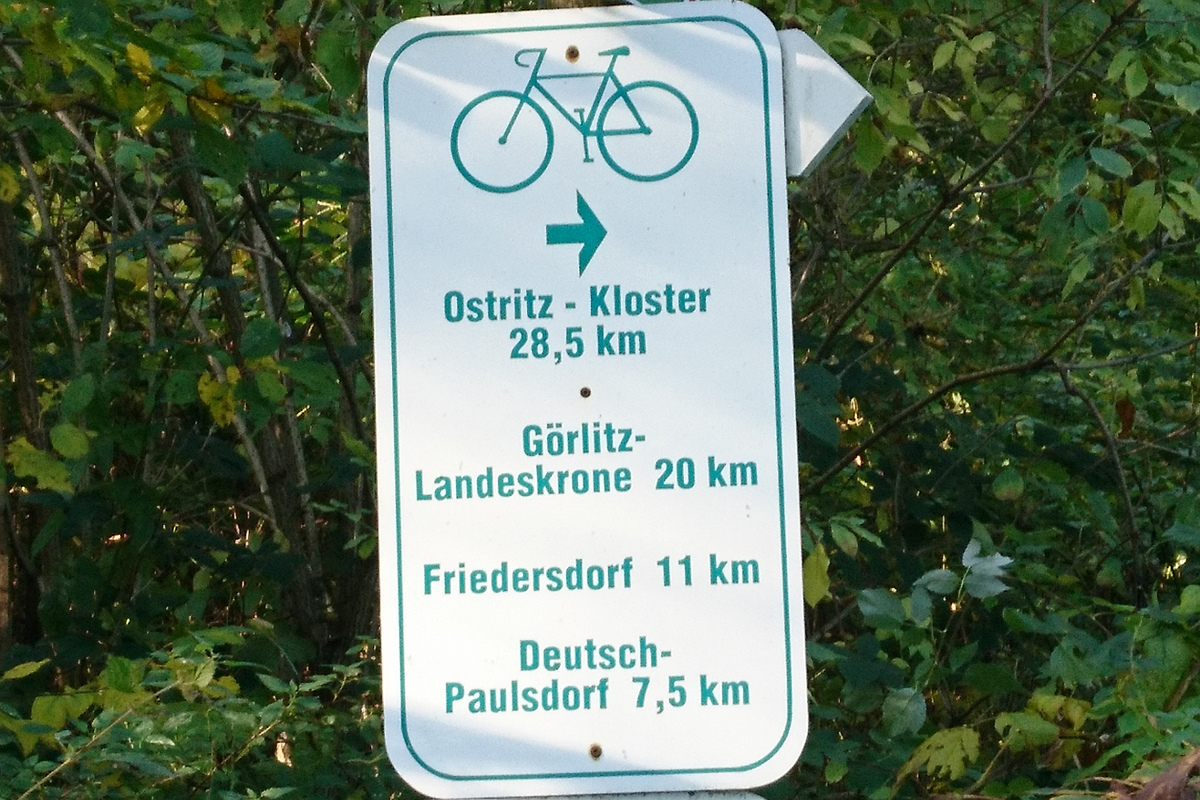 Auch f�r Radfahrer oder Mountainbiker bietet der Rotstein ein Ausflugsziel.